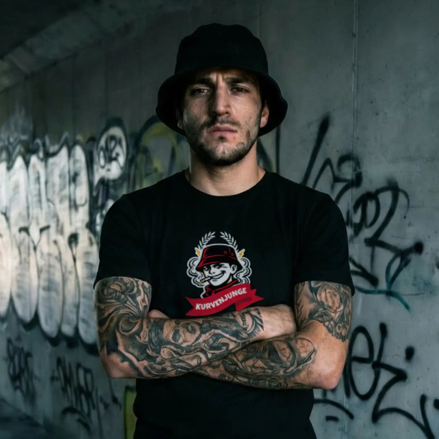 MDSC X Kurvenjunge – T-Shirt Herren